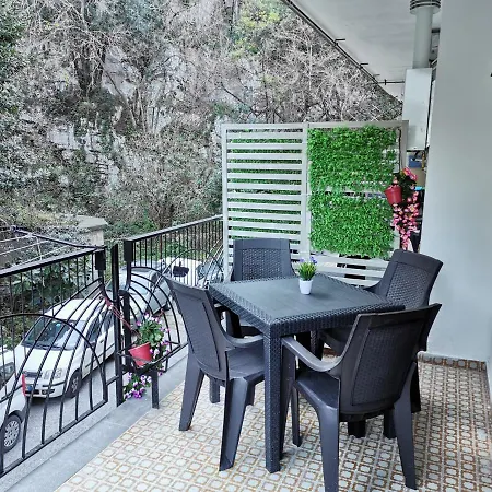 Sorrento's Holidays 1 * Sorrent