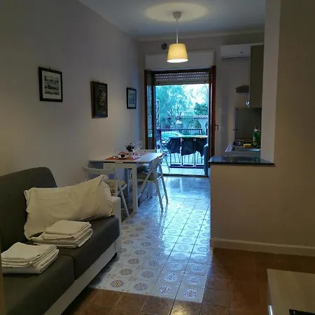 Sorrento's Holidays 1 * Sorrent